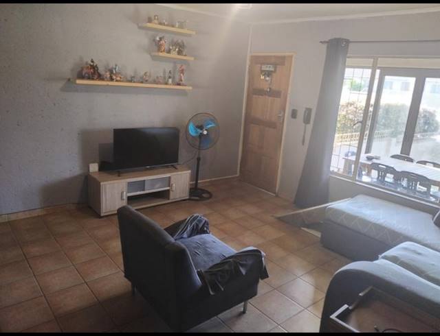 3 BEDROOM APARTMENT FOR SALE IN EDEN GLEN